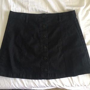 Forever 21 black skirt